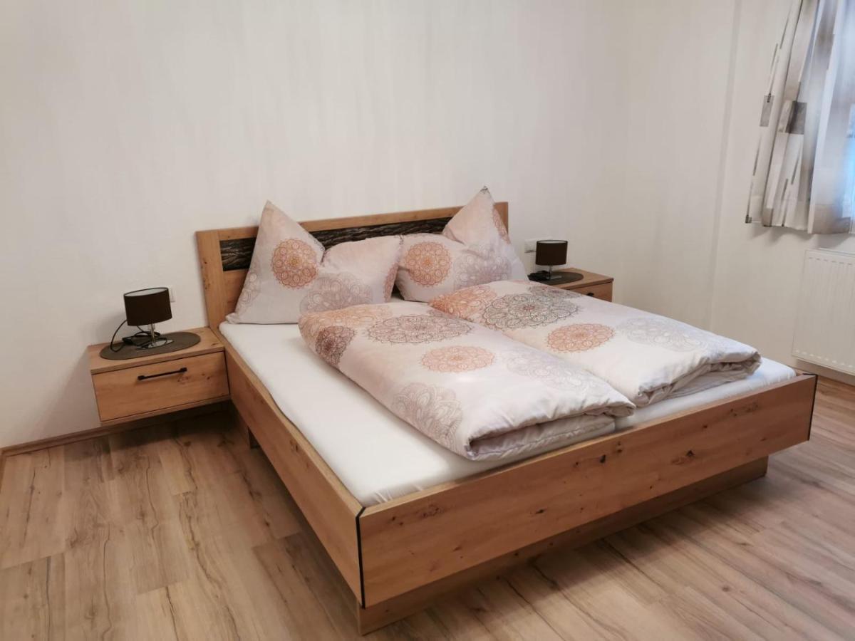 Ferienwohnung Eiter Manuela Enzenstall Luaran gambar